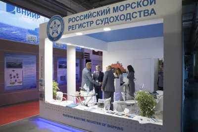 Выставочный стенд Регистр судоходства на выставке Международный военно-морской салон, Санкт-Петербург, 2015 — фото 4