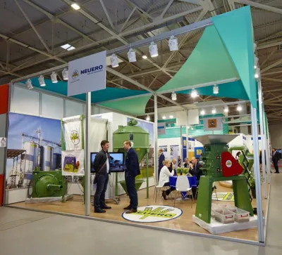 Выставочный стенд NEUERO Farm- und Fördertechnik на выставке ЮГАГРО, Краснодар, 2015 — фото 2