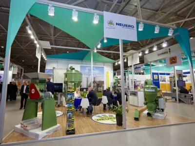Выставочный стенд NEUERO Farm- und Fördertechnik на выставке ЮГАГРО, Краснодар, 2015 — фото 3