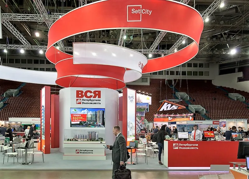 Выставочный стенд Петербургская недвижимость на выставке Жилищный проект, Санкт-Петербург, 2017 — фото 1