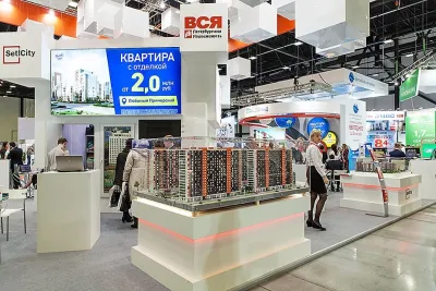 Выставочный стенд Петербургская недвижимость на выставке Ярмарка недвижимости, Санкт-Петербург, 2017 — фото 4