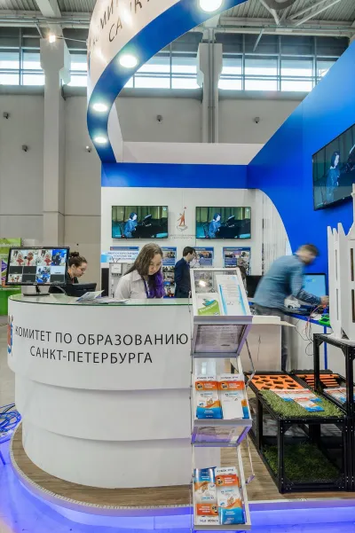 Выставочный стенд Комитет по образованию СПб на выставке ММСО, Москва, 2017 — фото 9