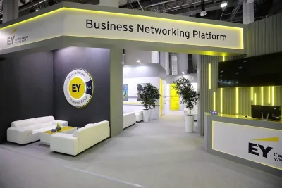 Выставочный стенд Биржа деловых контактов ERNST&YOUNG на выставке РИФ-, Сочи, 2019 — фото 25