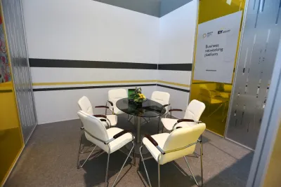 Выставочный стенд Биржа деловых контактов ERNST&YOUNG на выставке ПМЭФ-, Санкт-Петербург, 2019 — фото 9