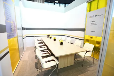 Выставочный стенд Биржа деловых контактов ERNST&YOUNG на выставке ПМЭФ-, Санкт-Петербург, 2019 — фото 10