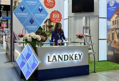 Выставочный стенд Landkey на выставке Ярмарка Недвижимости. Весна, Санкт-Петербург, 2018 — фото 2
