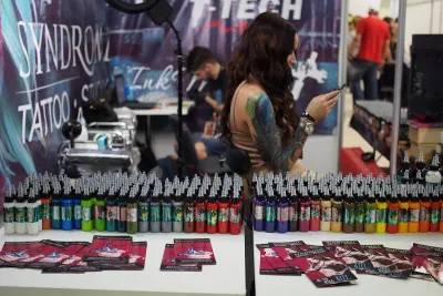 Выставочный стенд Экспозиция на выставке St. Petersburg Tattoo Week, Санкт-Петербург, 2016 — фото 6