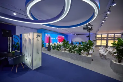 Выставочный стенд OZON Точка Юниор на выставке ПМЭФ 2024, Санкт-Петербург, 2024 — фото 4