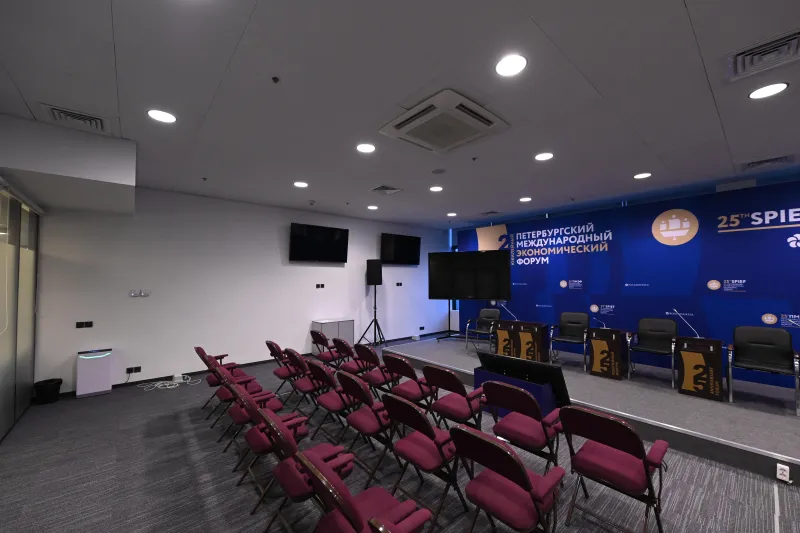 Выставочный стенд Конференц-зал F20 на выставке ПМЭФ - 2022, Санкт-Петербург, 2022 — фото 1