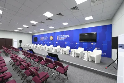 Выставочный стенд Конференц-залы E11–E12 на выставке ПМЭФ 2022, Санкт-Петербург, 2022 — фото 3